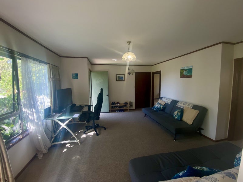 25 Wisteria Way, Mairangi Bay, Auckland - Carousel 2