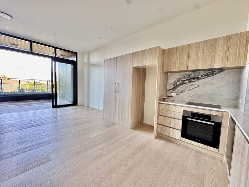 205/48 Esmonde Road, Takapuna, Auckland - Carousel 1