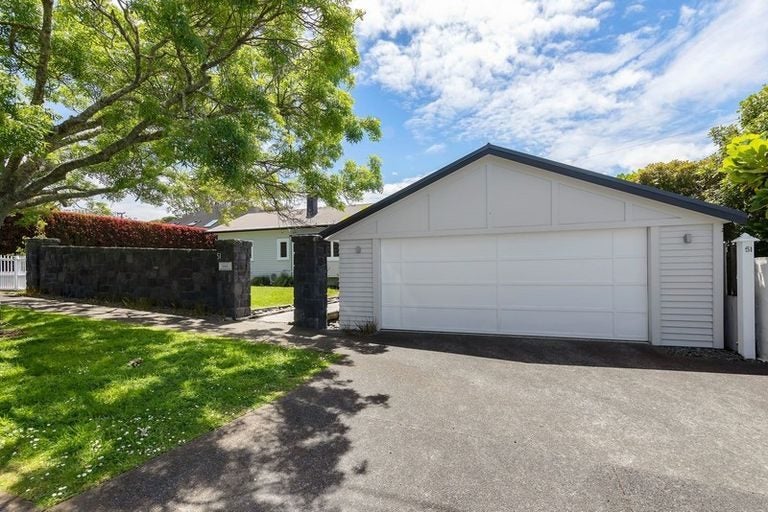 51 Tawhiri Road, One Tree Hill, Auckland - Carousel 2