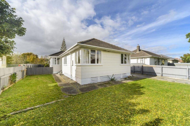 29 Cardiff Street, Awapuni, Palmerston North - Carousel 17
