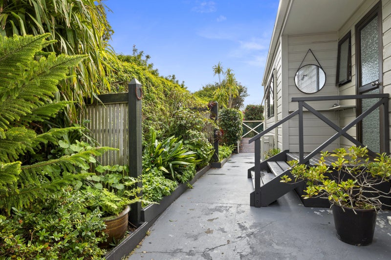 114B South Road, Spotswood, New Plymouth - Carousel 1