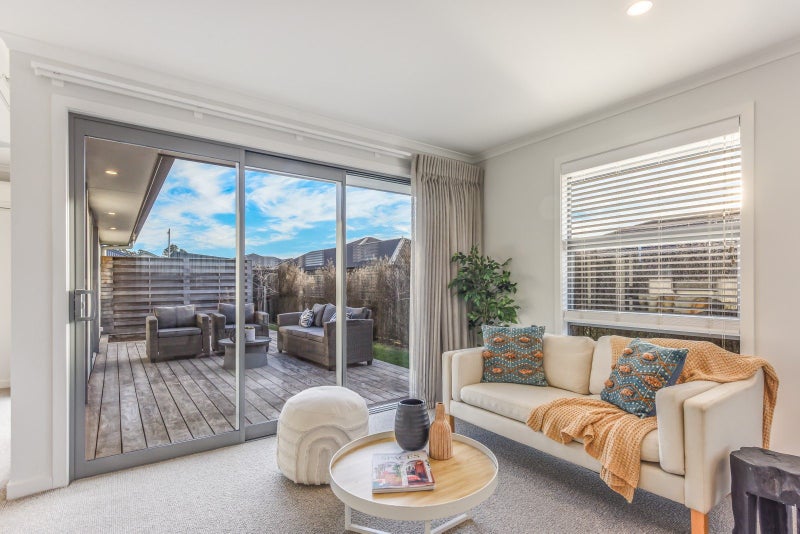 12 Hart Road, Richmond - Carousel 1