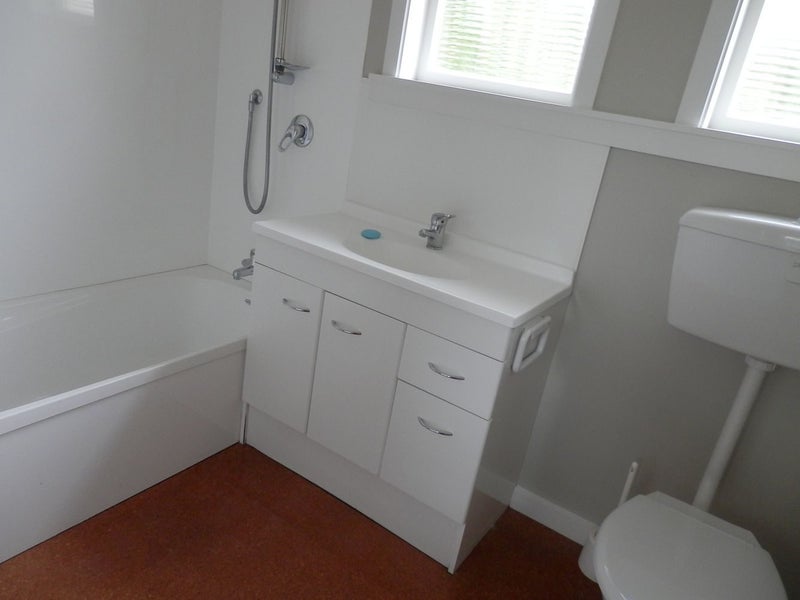 8 ANDERSON TCE, Mount COOK, WELLINGTON - Carousel 13