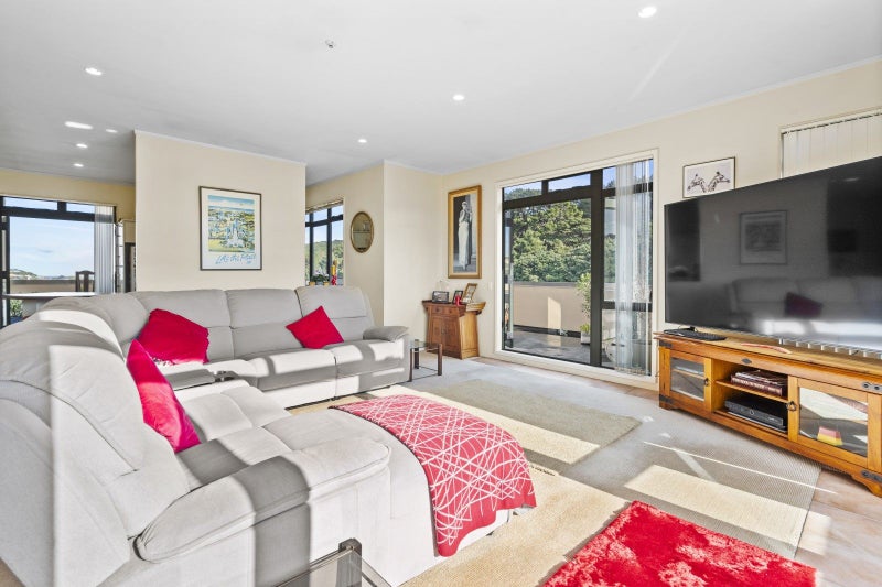 568G Adelaide Road, Berhampore, Wellington - Carousel 2