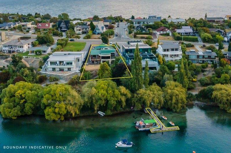 705 Peninsula Road, Kelvin Heights, Queenstown - Carousel 1