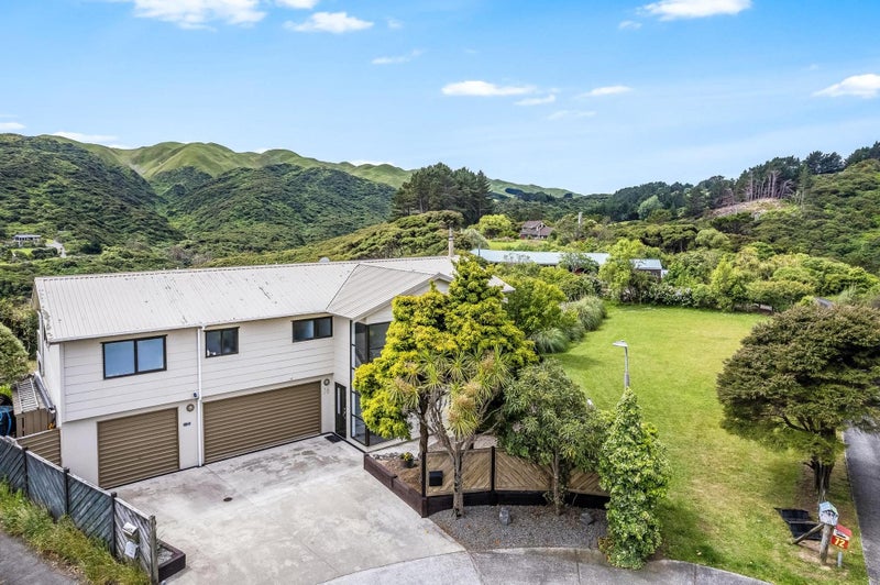 76 Gordon Road, Plimmerton, Porirua - Carousel 27