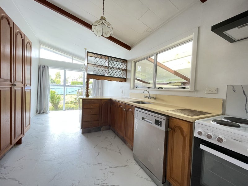 35 Connell Street, Blockhouse Bay, Auckland - Carousel 1