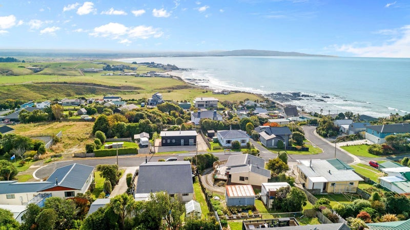 29 Hill Street, Kaka Point, Balclutha - Carousel 2
