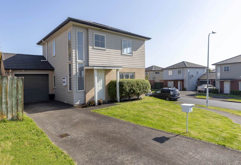 6 Rosandich Drive, Sunnyvale, Auckland - Carousel 2