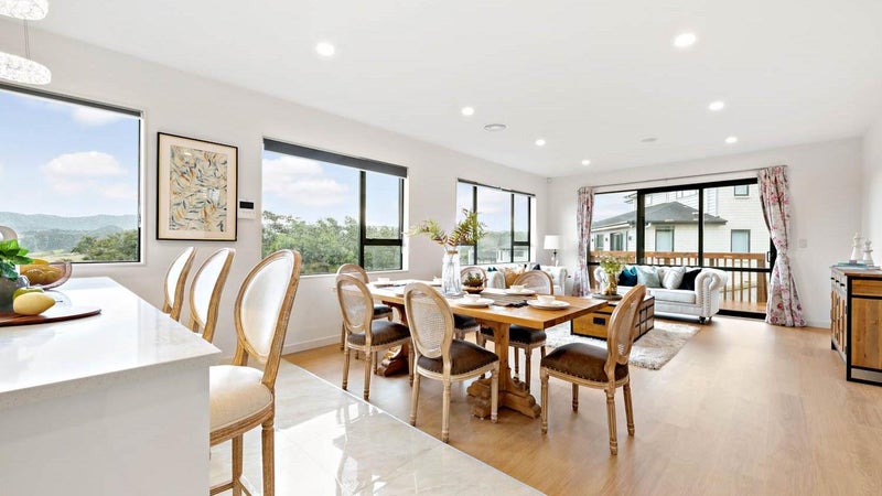 110 San Valentino Drive, Henderson, Auckland - Carousel 1