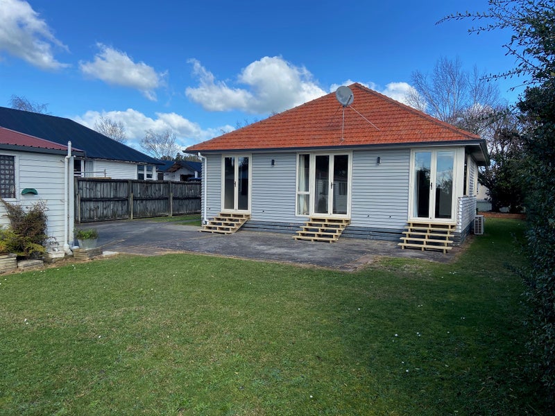 45 Montgomery Crescent, Bader, Hamilton - Carousel 1