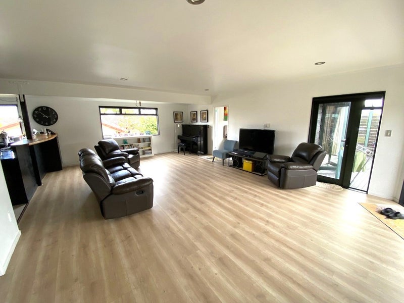 287 Bucklands Beach Road, Bucklands Beach, Auckland - Carousel 2