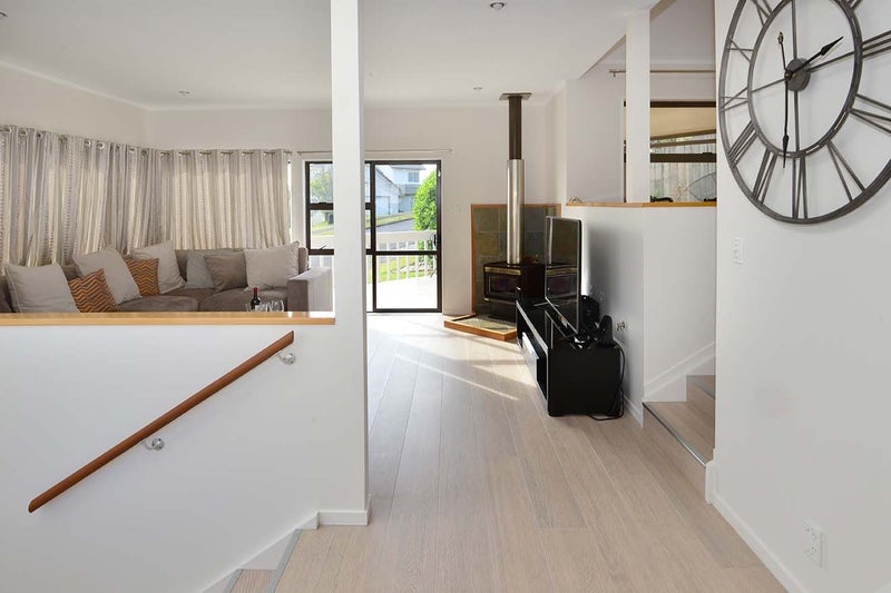 8 Tenbless Court, Unsworth Heights, Auckland - Carousel 11