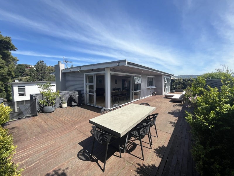 29 Kiriwai Road, Paremata, Porirua - Carousel 1