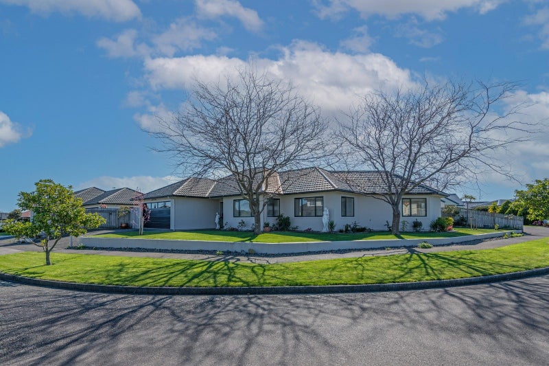 3 Virginia Grove, Milson, Palmerston North - Carousel 21