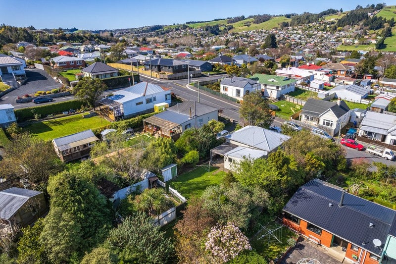 8 Exmouth Street, Abbotsford, Dunedin - Carousel 24