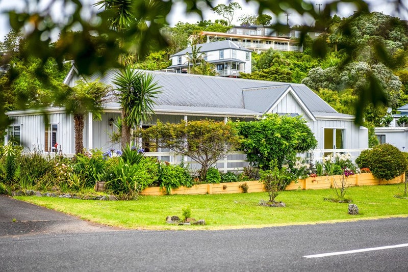 15 Beresford Street, Russell - Carousel 1