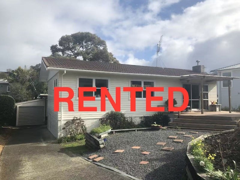 6 Philip Place, Hillcrest, Auckland - Carousel 1