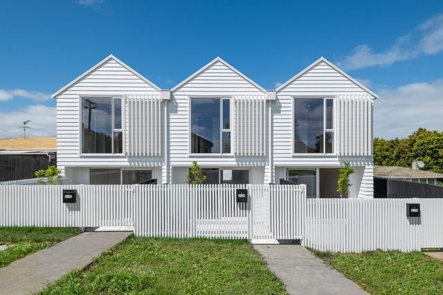 18 Commissariat Road, Mount Wellington, Auckland - Carousel 1