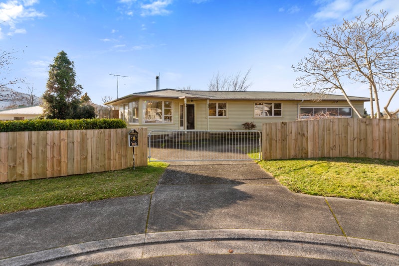 8 Delphi Place, Sunnybrook, Rotorua - Carousel 1