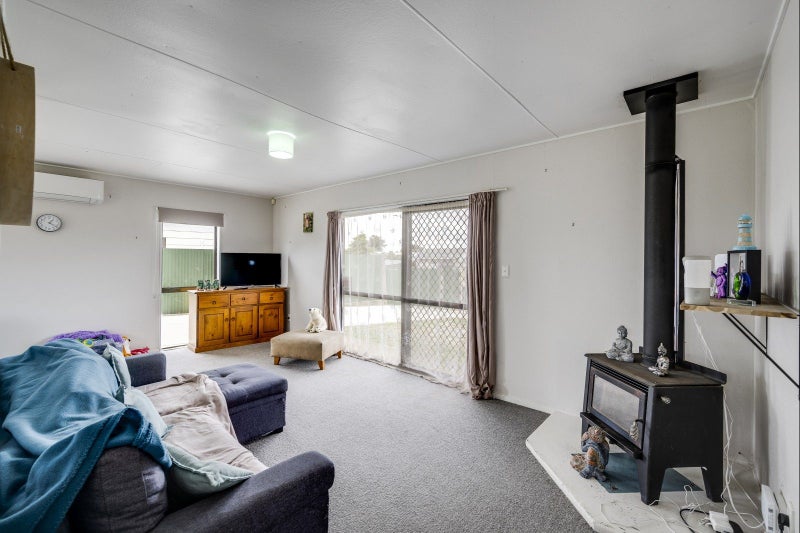 338 Flaxmere Avenue, Flaxmere, Hastings - Carousel 2