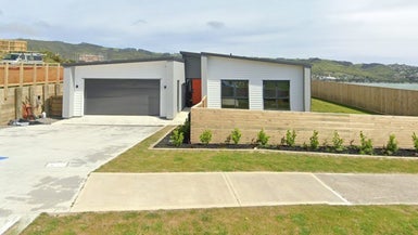 38 Waitaria Terrace, Aotea, Porirua - Carousel 1