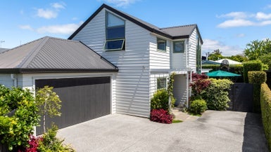 20A Walmer Road, Point Chevalier, Auckland - Carousel 1