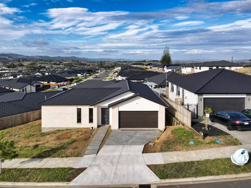 6 Peter Bourne Drive, Pokeno - Carousel 1