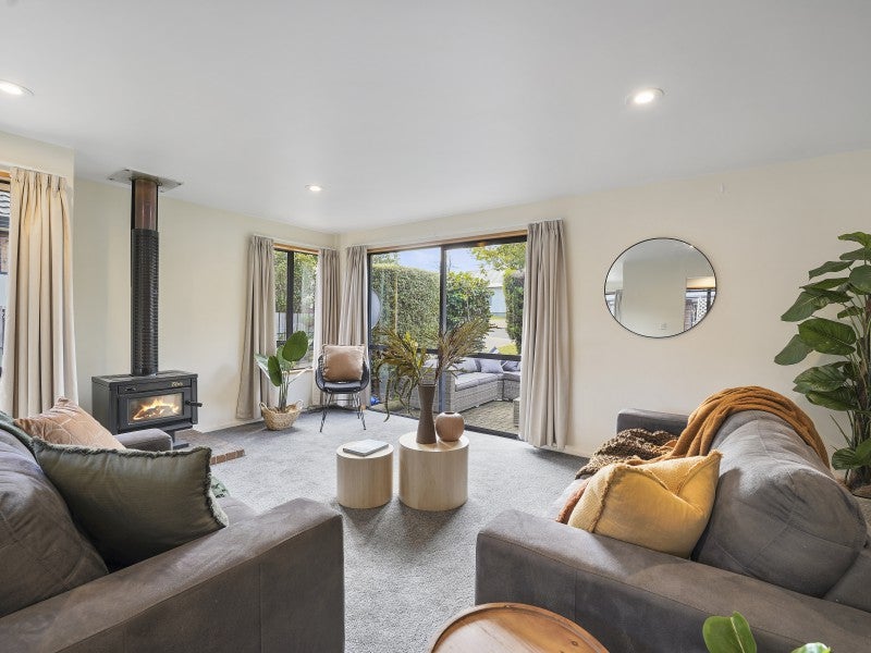 50A Elm Tree Avenue, Frankton, Queenstown - Carousel 1