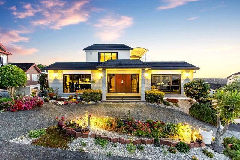 22 McCahill Views, Botany Downs, Auckland - Carousel 2