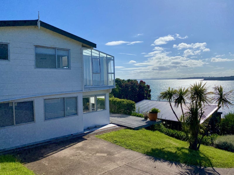 55 Kennedy Point Road, Surfdale, Waiheke Island - Carousel 1