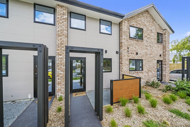 2/17 Pearce Crescent, Taita, Lower Hutt - Carousel 1