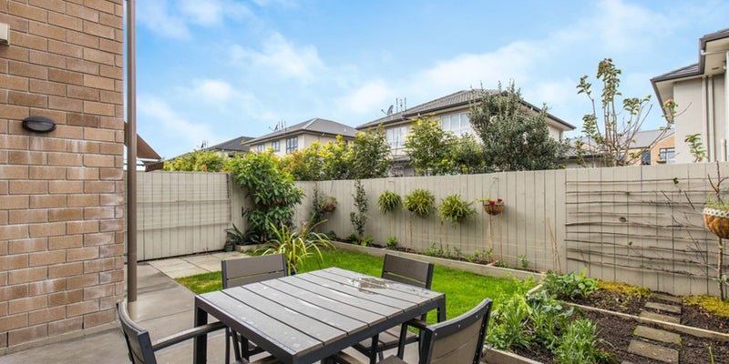 24 Purchas Hill Drive, Stonefields, Auckland - Carousel 1