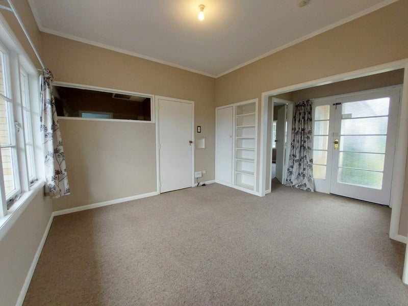 42 Hillcrest Road, Hillcrest, Hamilton - Carousel 2