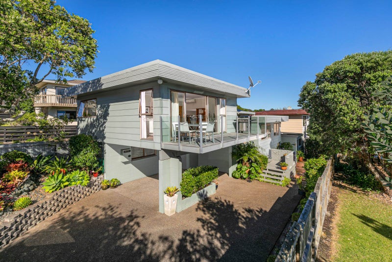 1/164 Beach Road, Campbells Bay, Auckland - Carousel 2