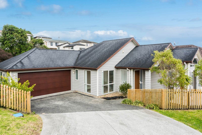 35 Mulroy Place, Pinehill, Auckland - Carousel 2