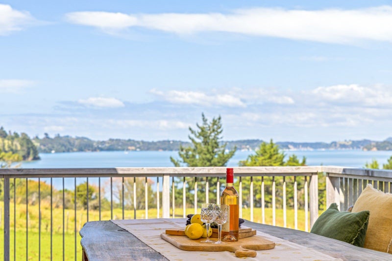 121 Dawson Road, Warkworth - Carousel 1