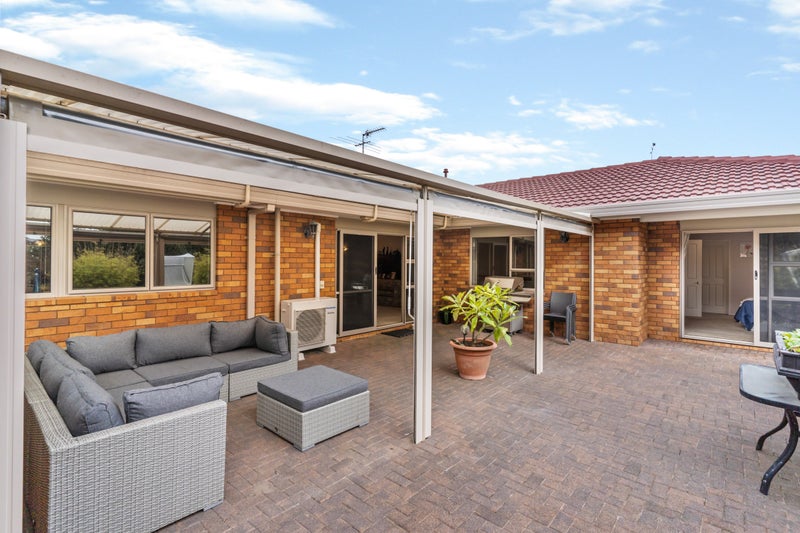 30 Chippewa Place, Conifer Grove, Takanini - Carousel 1