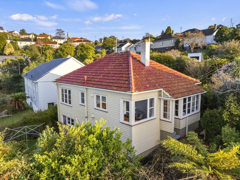 42 Prospect Bank, Wakari, Dunedin - Carousel 2
