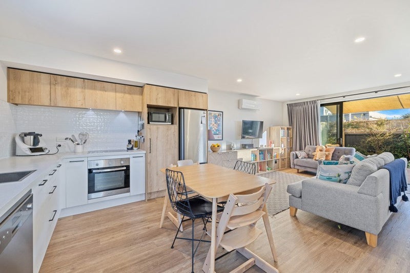 4/102 Creyke Road, Ilam, Christchurch - Carousel 1