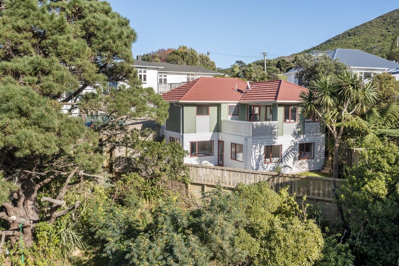 8 Karamu Street, Ngaio, Wellington - Carousel 1