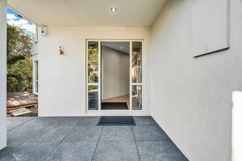 55A Albert Terrace, Saint Martins, Christchurch - Carousel 2