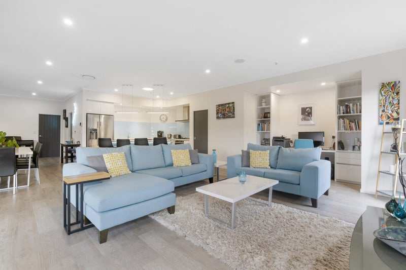 6 Remana Crescent, Huapai, Kumeu - Carousel 1