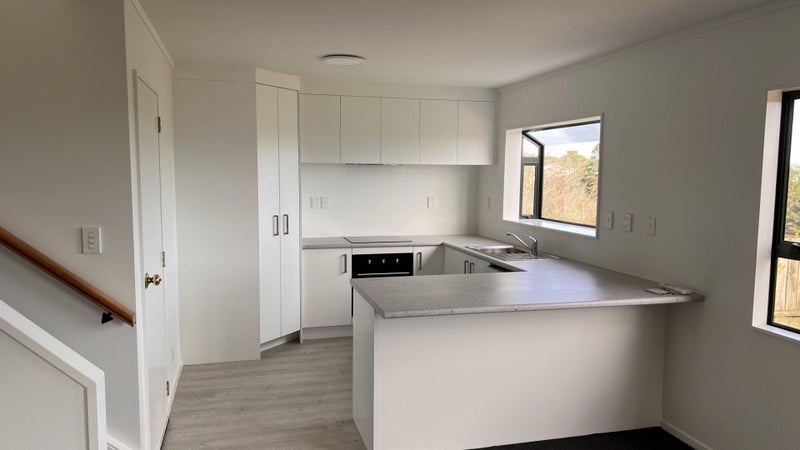 27A Kentwood Drive, Woodridge, Wellington - Carousel 2