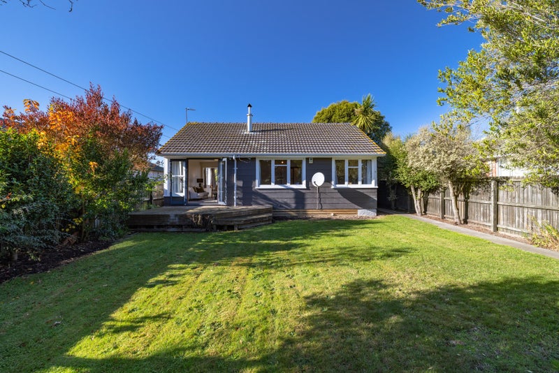 10 Morrison Avenue, Northcote, Christchurch - Carousel 1