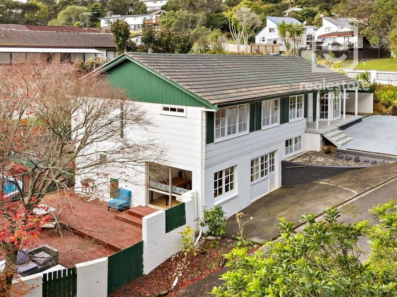 30 Glencourt Place, Glenfield, Auckland - Carousel 1