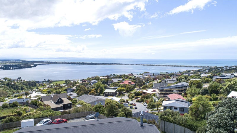 147 Soleares Avenue, Mount Pleasant, Christchurch - Carousel 18