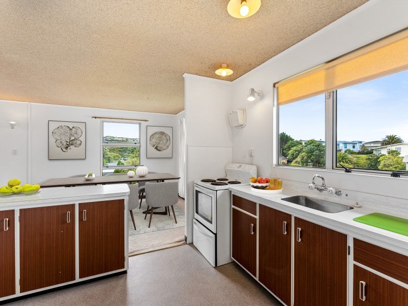 150A Dowse Drive, Maungaraki, Lower Hutt - Carousel 2