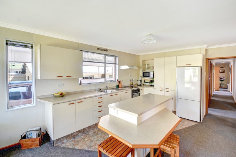 107 Martin Road, Fairfield, Dunedin - Carousel 2