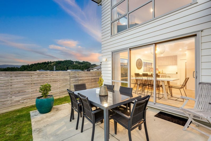 174 Navigation Drive, Whitby, Porirua - Carousel 2